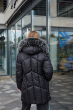 Зимняя куртка Mila Nova К-344 черный — изображение 3