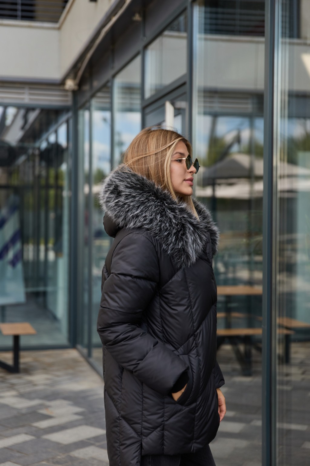 Зимняя куртка Mila Nova К-344 черный — изображение 5