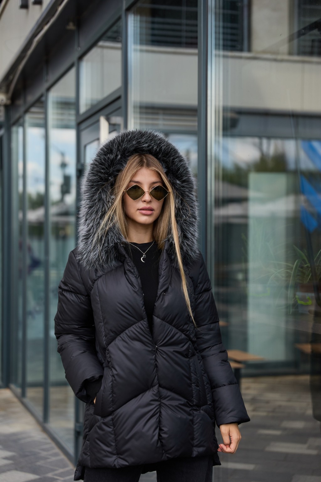 Зимняя куртка Mila Nova К-344 черный — изображение 4