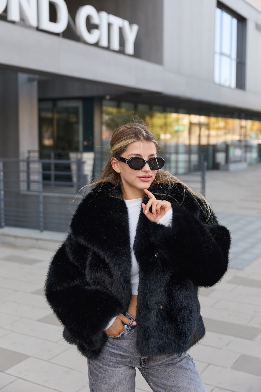 Зимняя шуба Mila Nova  ПВ-344черный — изображение 4