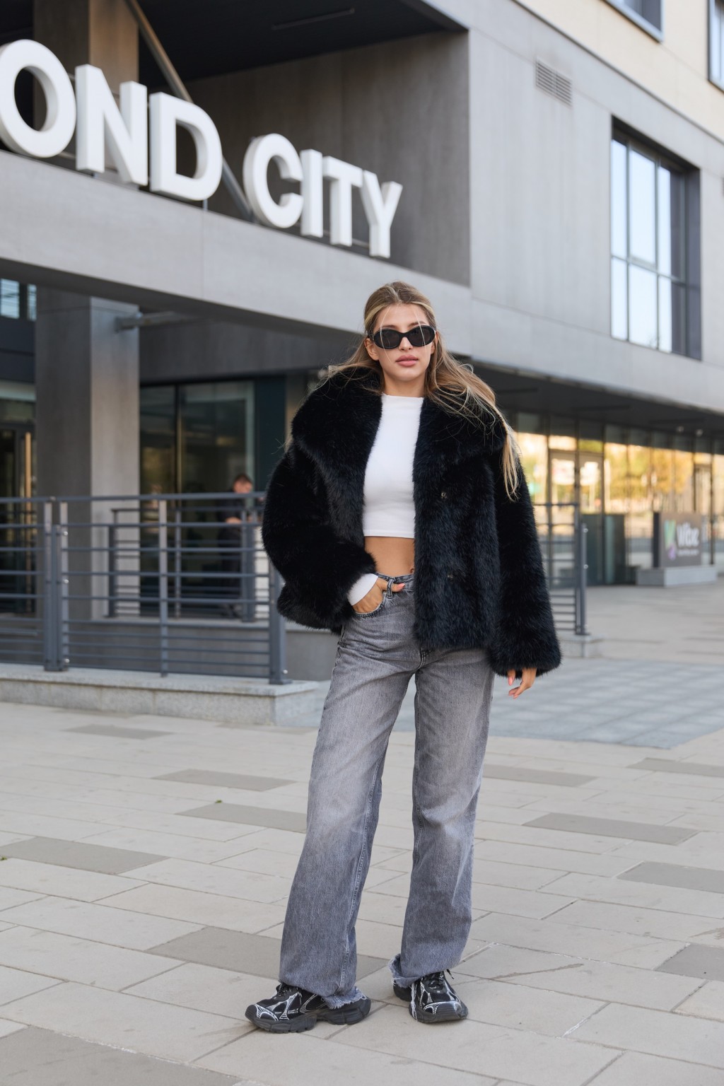 Зимняя шуба Mila Nova  ПВ-344черный — изображение 2