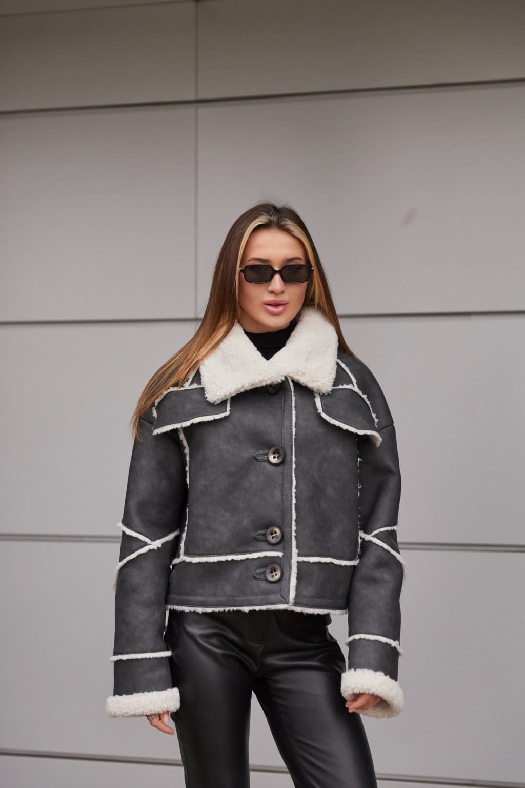 Зимняя дубленка Mila Nova Д-228 графит — изображение 3