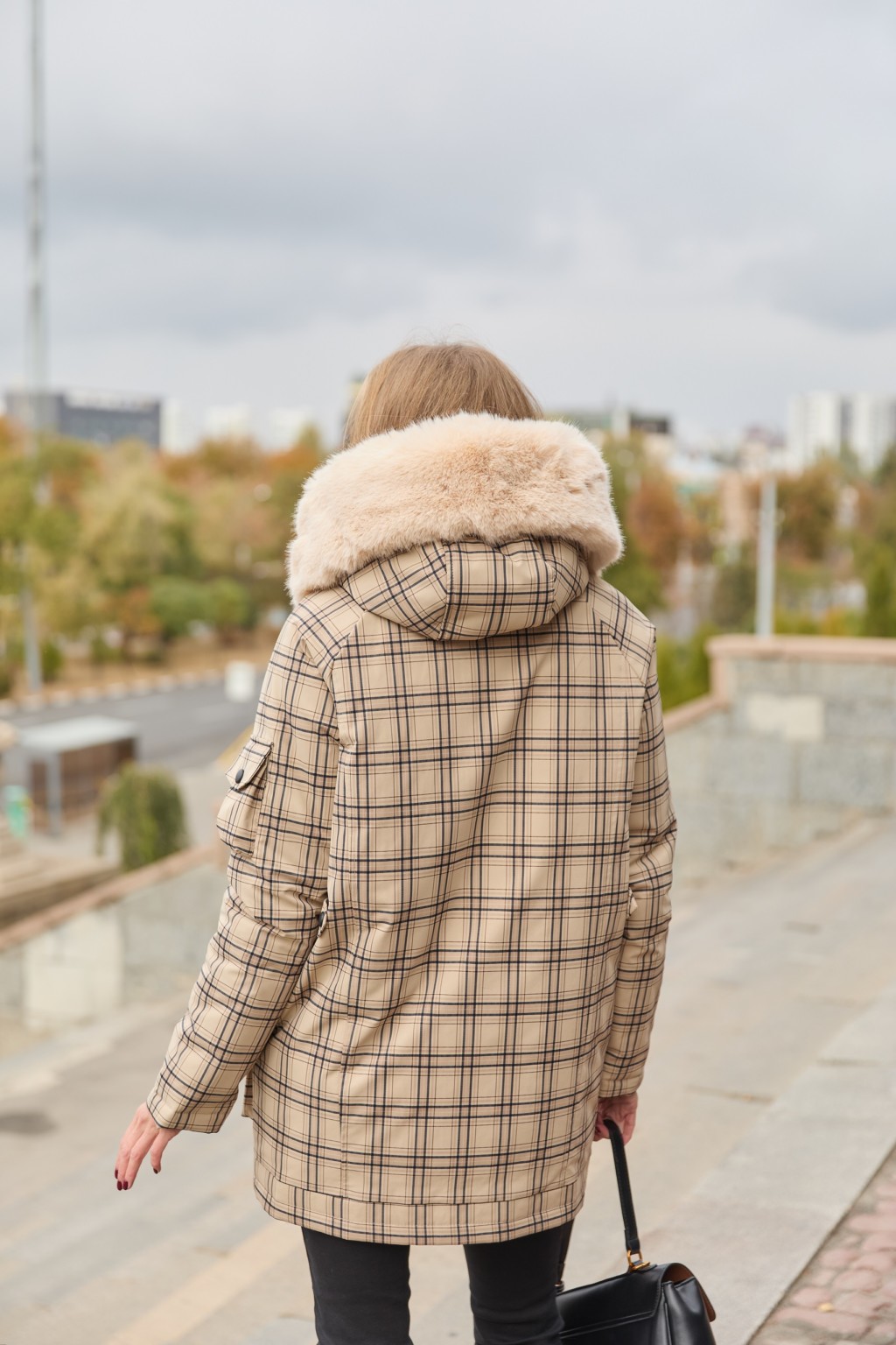 Зимняя куртка-парка К-342 бежевый — изображение 7