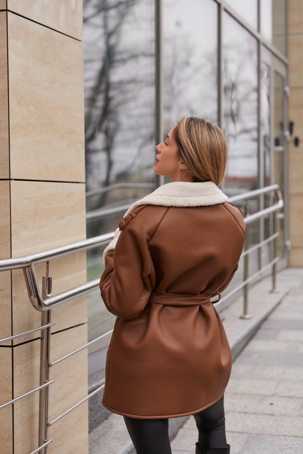 Зимняя дубленка Mila Nova Д-238 рыжий — изображение 6