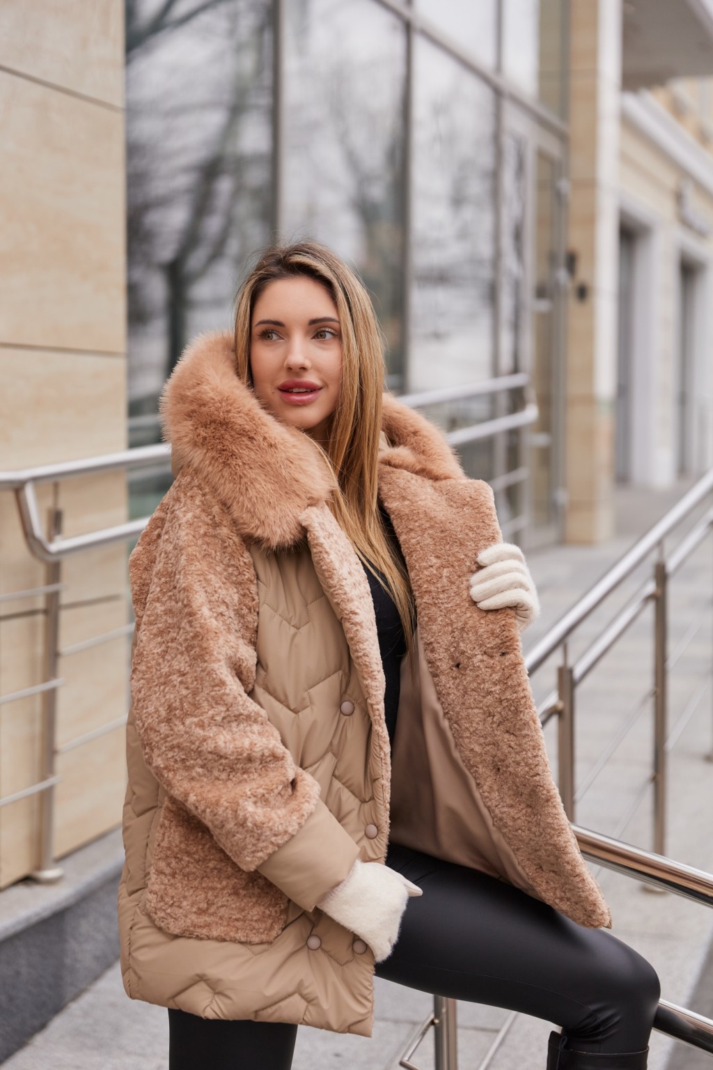 Зимняя куртка Mila Nova К-308 кап песочный — изображение 6