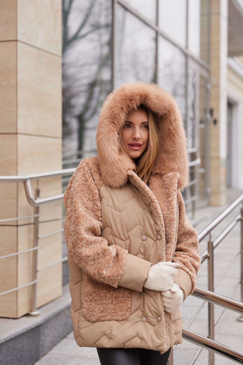 Зимняя куртка Mila Nova К-308 кап песочный — изображение 9