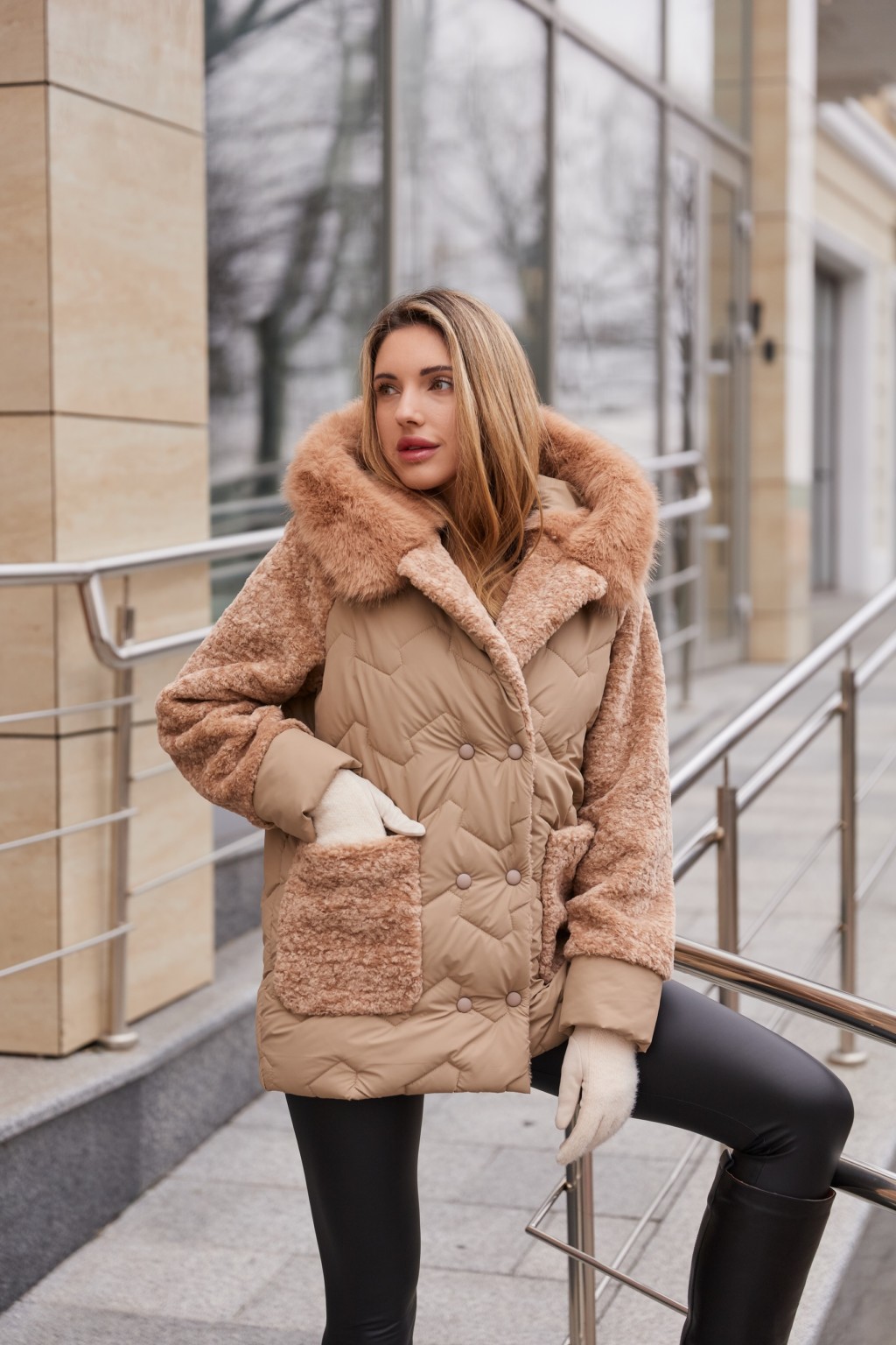 Зимняя куртка Mila Nova К-308 кап песочный — изображение 5