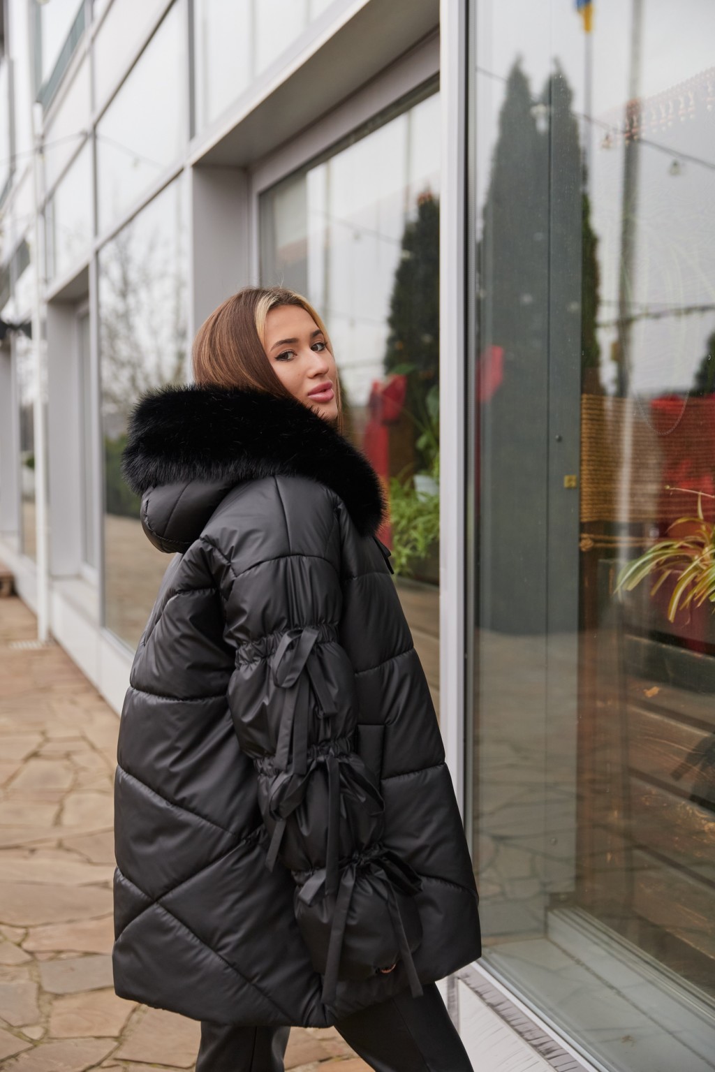 Зимняя куртка Mila Nova К-353 черный — изображение 3