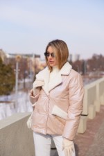 Демисезонная куртка Mila Nova К-239 розовый — изображение 2