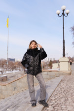 Демисезонная куртка Mila Nova К-357 черный — изображение 10