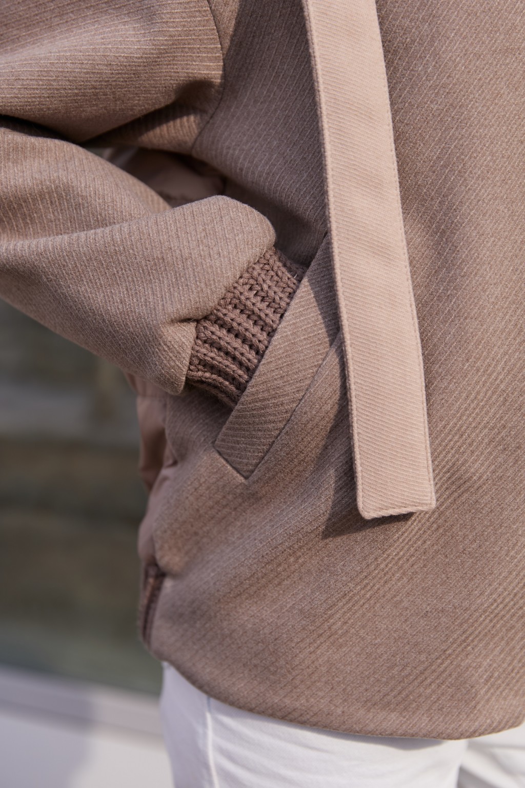 Демисезонный бомбер Mila Nova К-368 капучино+бежевый — изображение 8