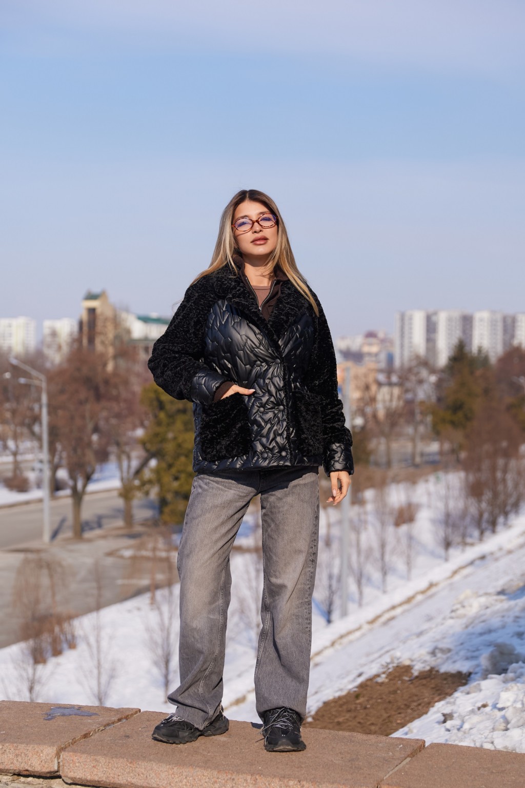 Демисезонная куртка Mila Nova К-308 черный — изображение 6