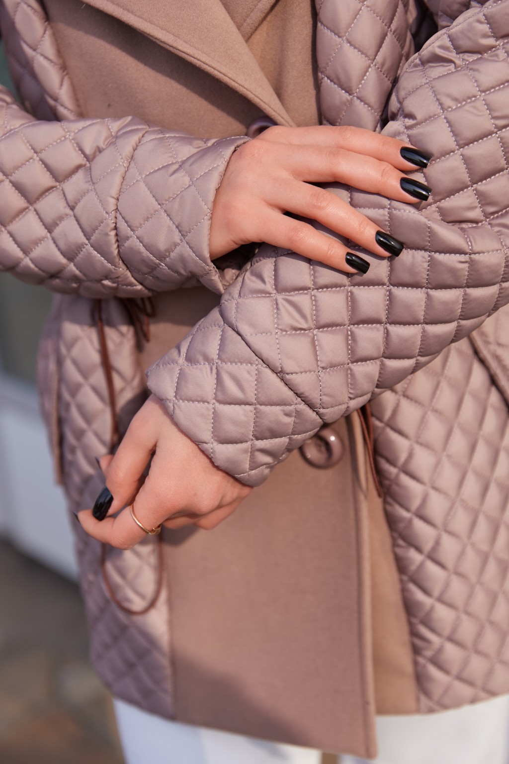 Демисезонная куртка Mila Nova К-316 капучино — изображение 10