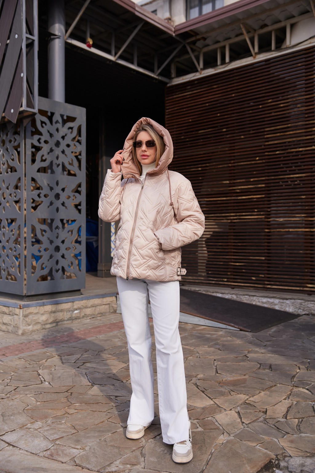 Демисезонная куртка Mila Nova К-365 молоко+капучино — изображение 3