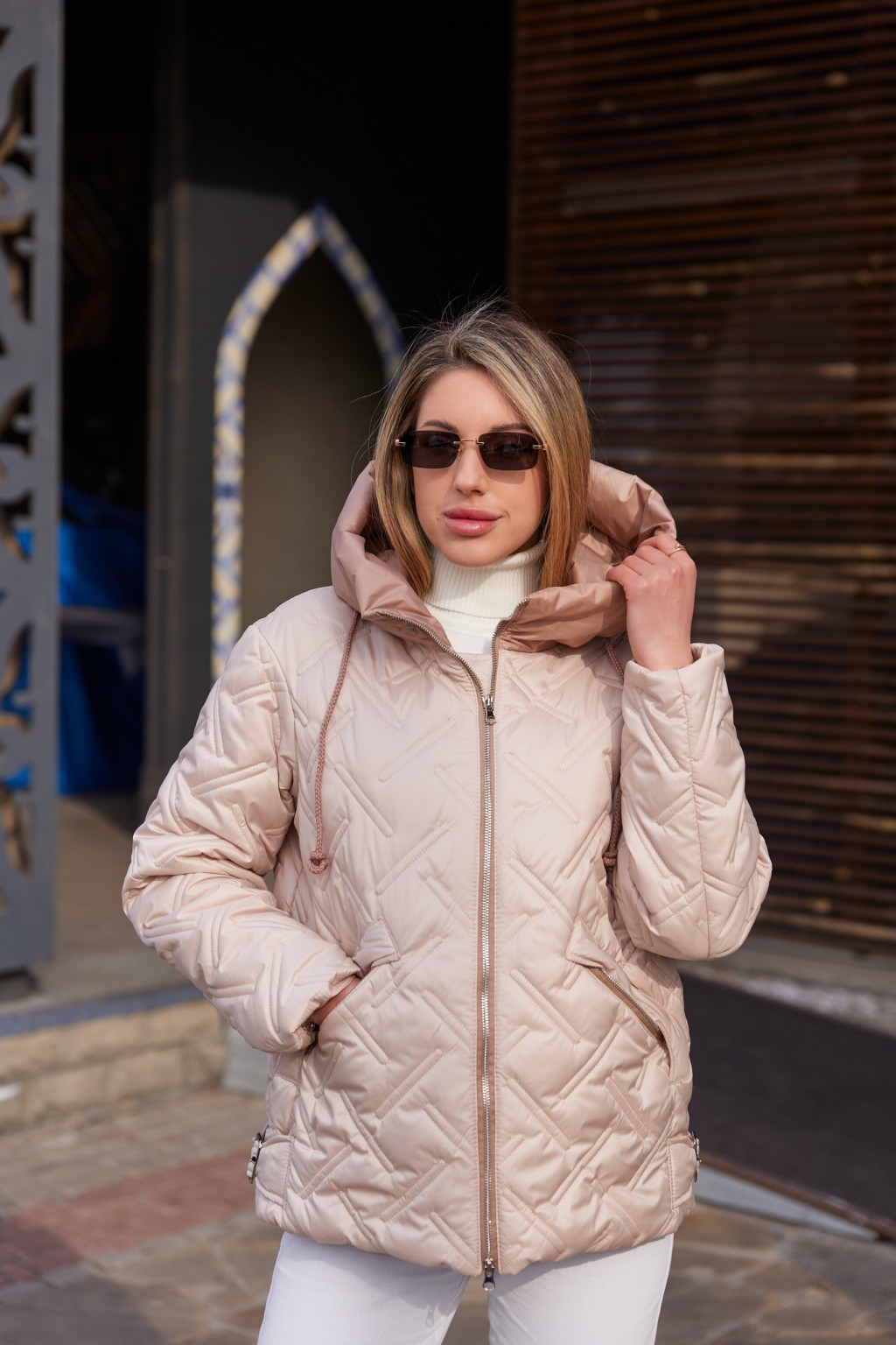 Демисезонная куртка Mila Nova К-365 молоко+капучино — изображение 2