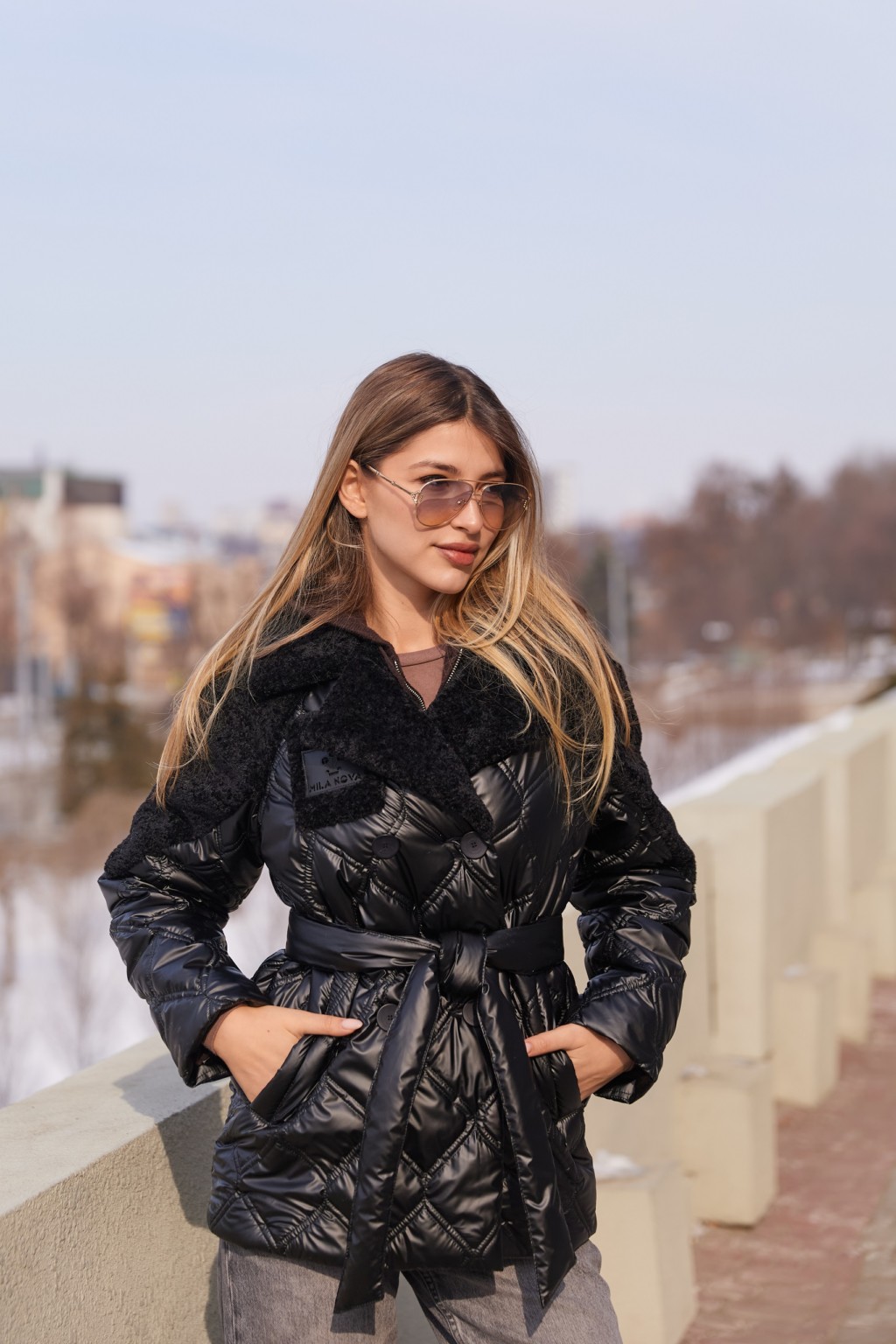 Демисезонная куртка Mila Nova К-366 черный — изображение 3