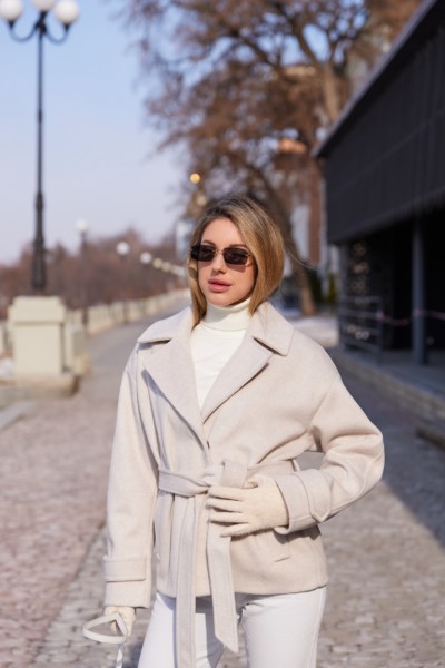 Демисезонное пальто Mila Nova  ПВ-377 молоко