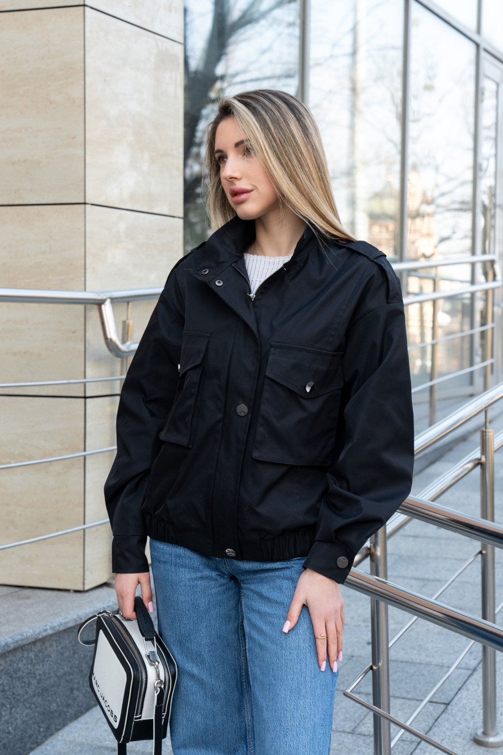 q-105black2 Демисезонный бомбер Mila Nova Q-105 черный — изображение 1