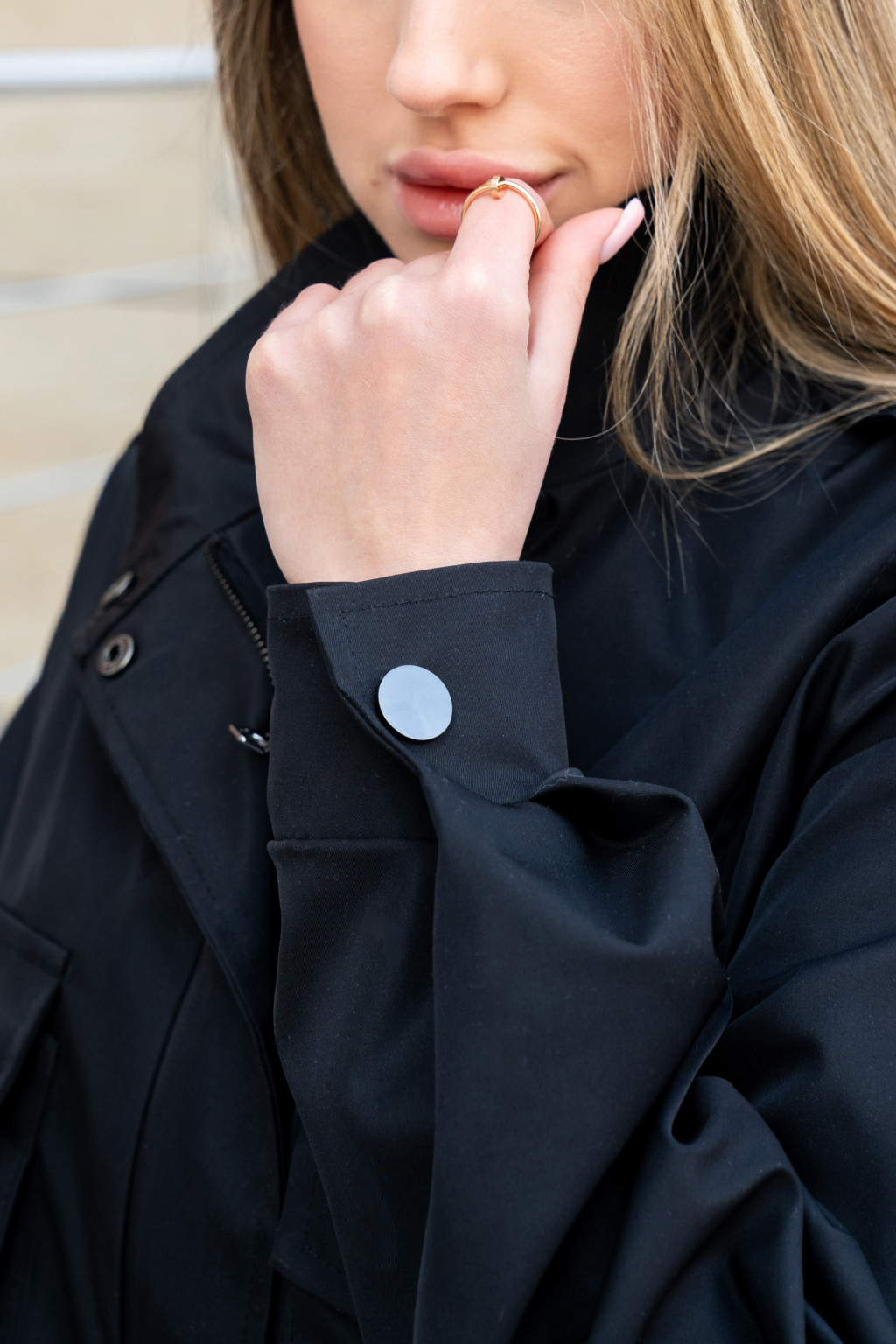 Демисезонный бомбер Mila Nova Q-105 черный — изображение 7