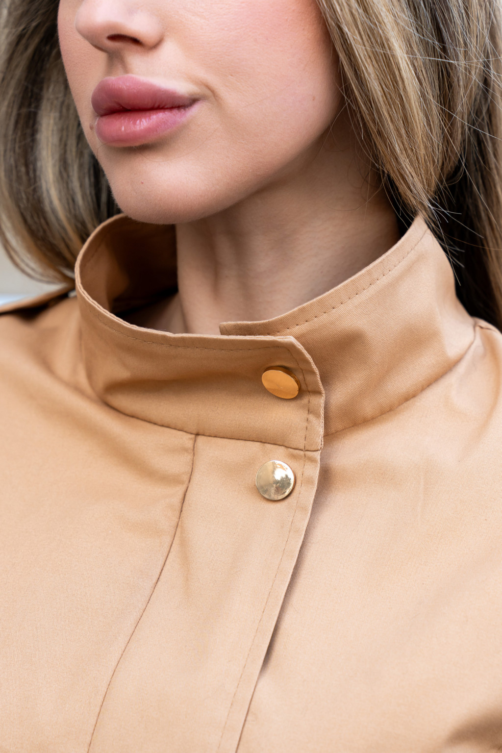 Демисезонный бомбер Mila Nova Q-105 кемел — изображение 11