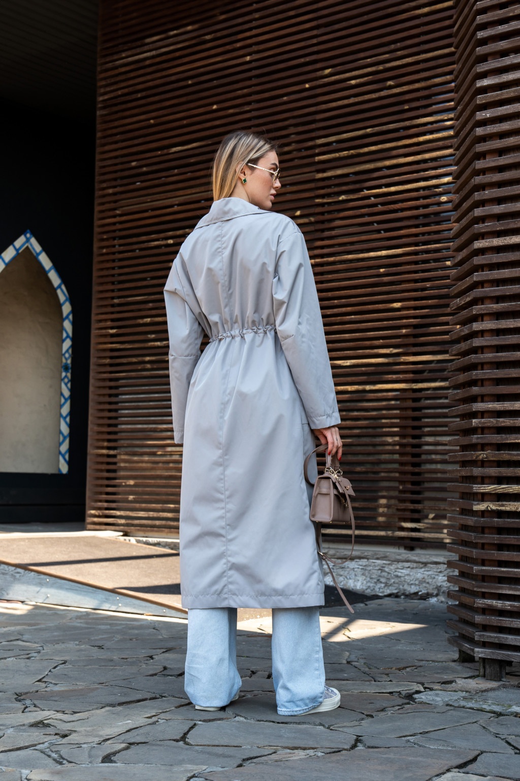 Демисезонный тренч Mila Nova Q-99 серый — изображение 4