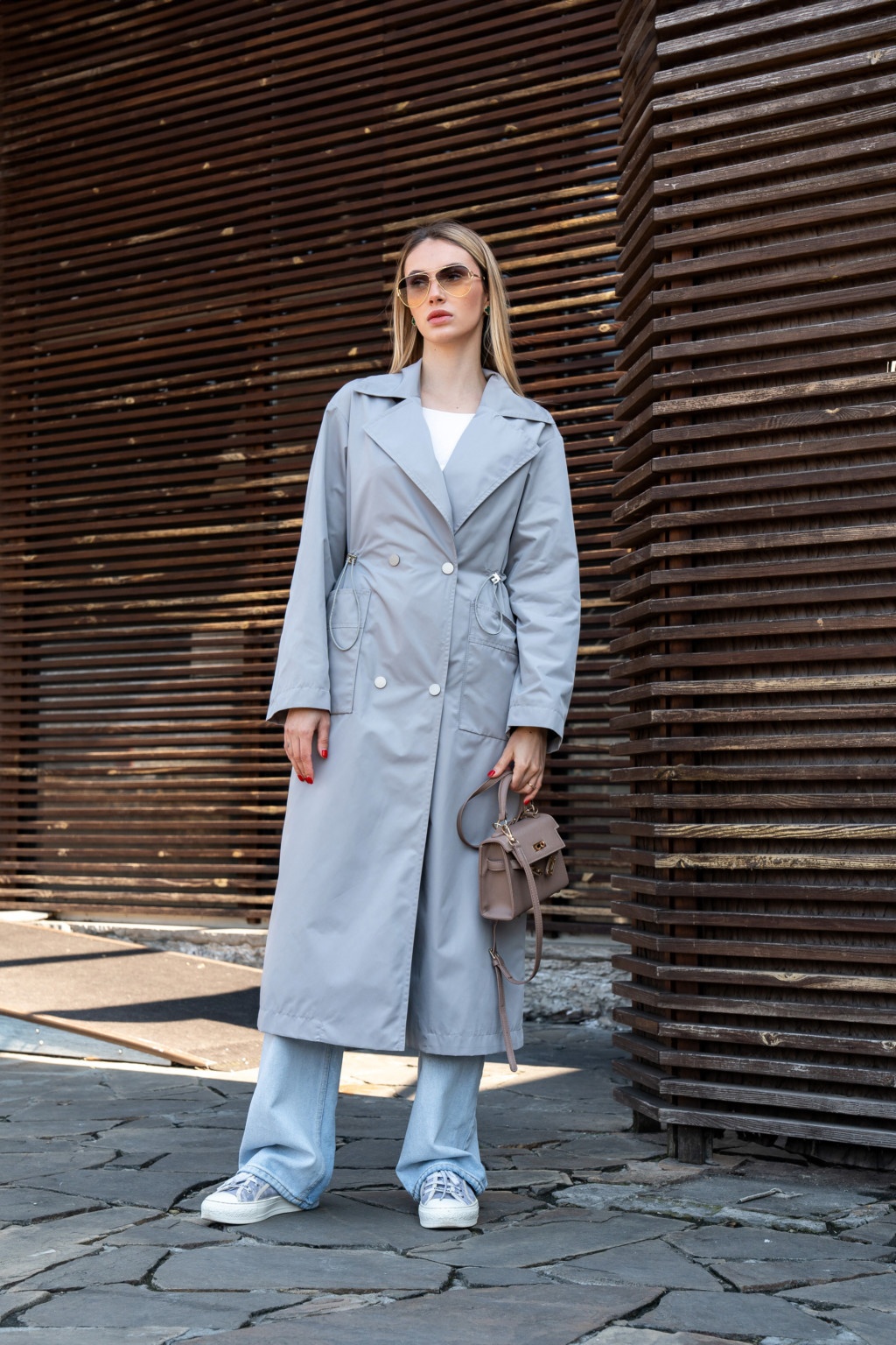 Демисезонный тренч Mila Nova Q-99 серый — изображение 9