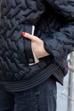 Демисезонная куртка Mila Nova К-315 черный — изображение 8