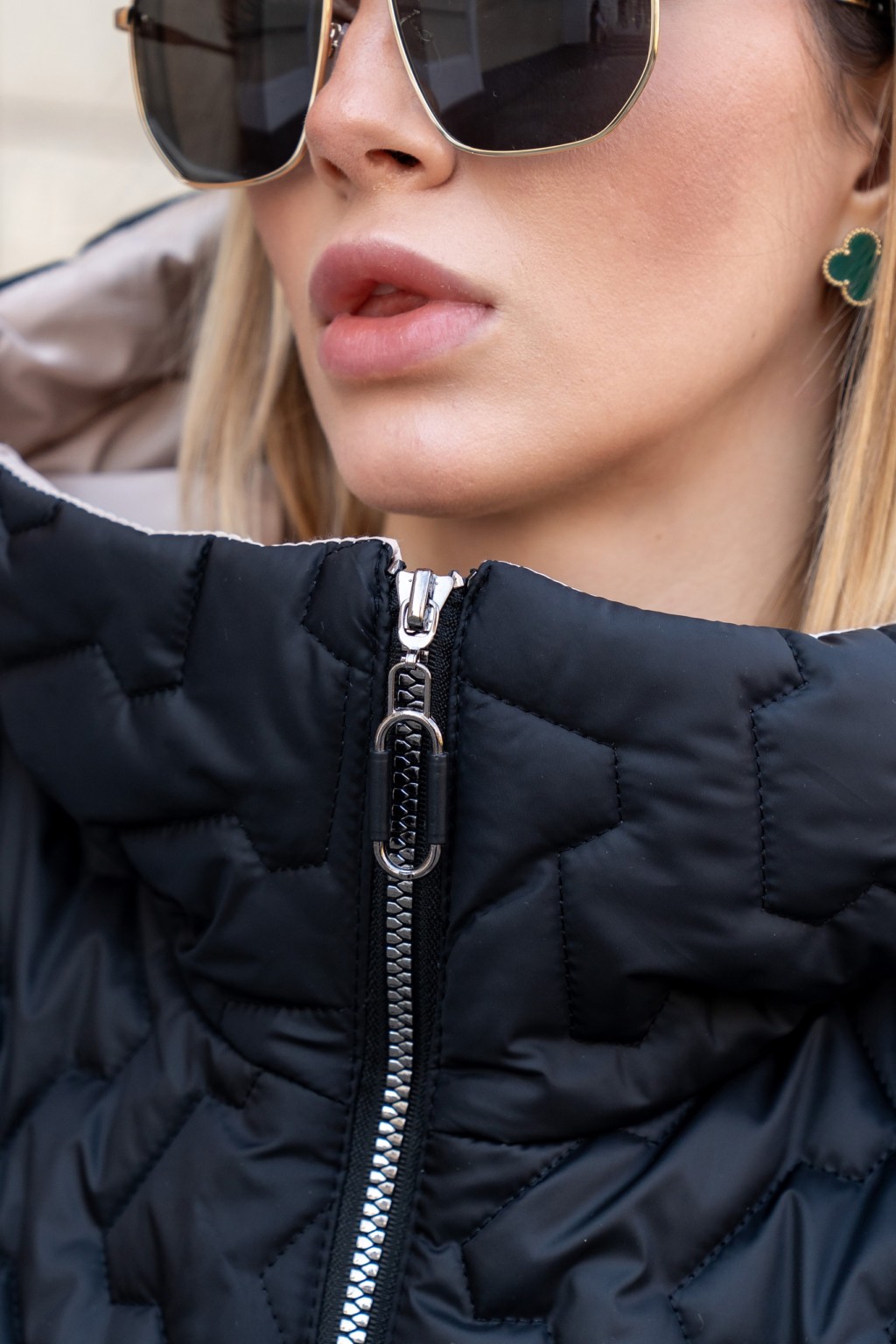 Демисезонная куртка Mila Nova К-315 черный — изображение 9