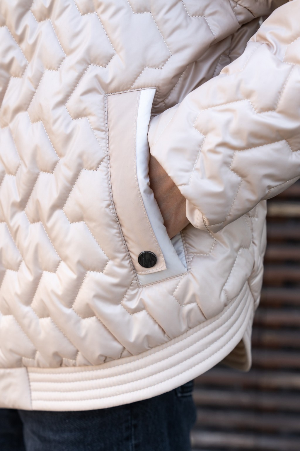 Демисезонная куртка Mila Nova К-315 молоко+капучино — изображение 4