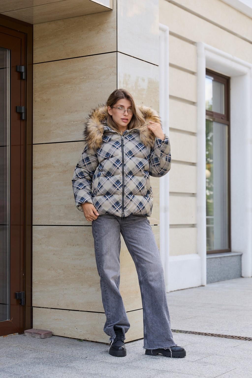 Зимняя куртка Mila Nova К-372 бежевый+черный — изображение 4