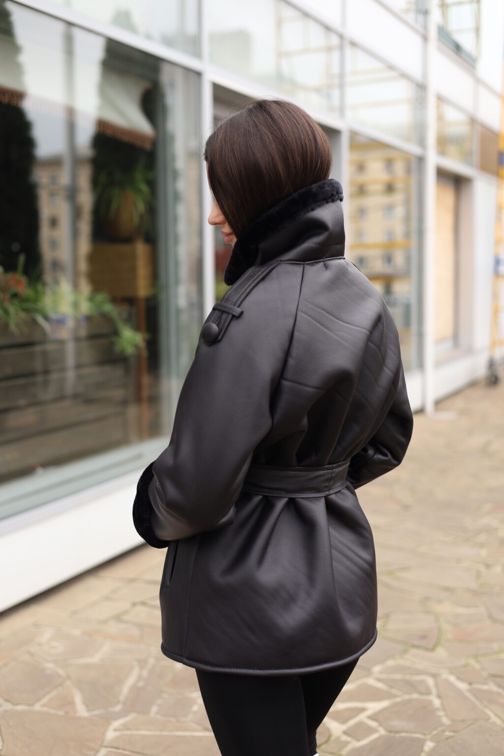 Зимняя дубленка Mila Nova Д-238кор черный+черный — изображение 4