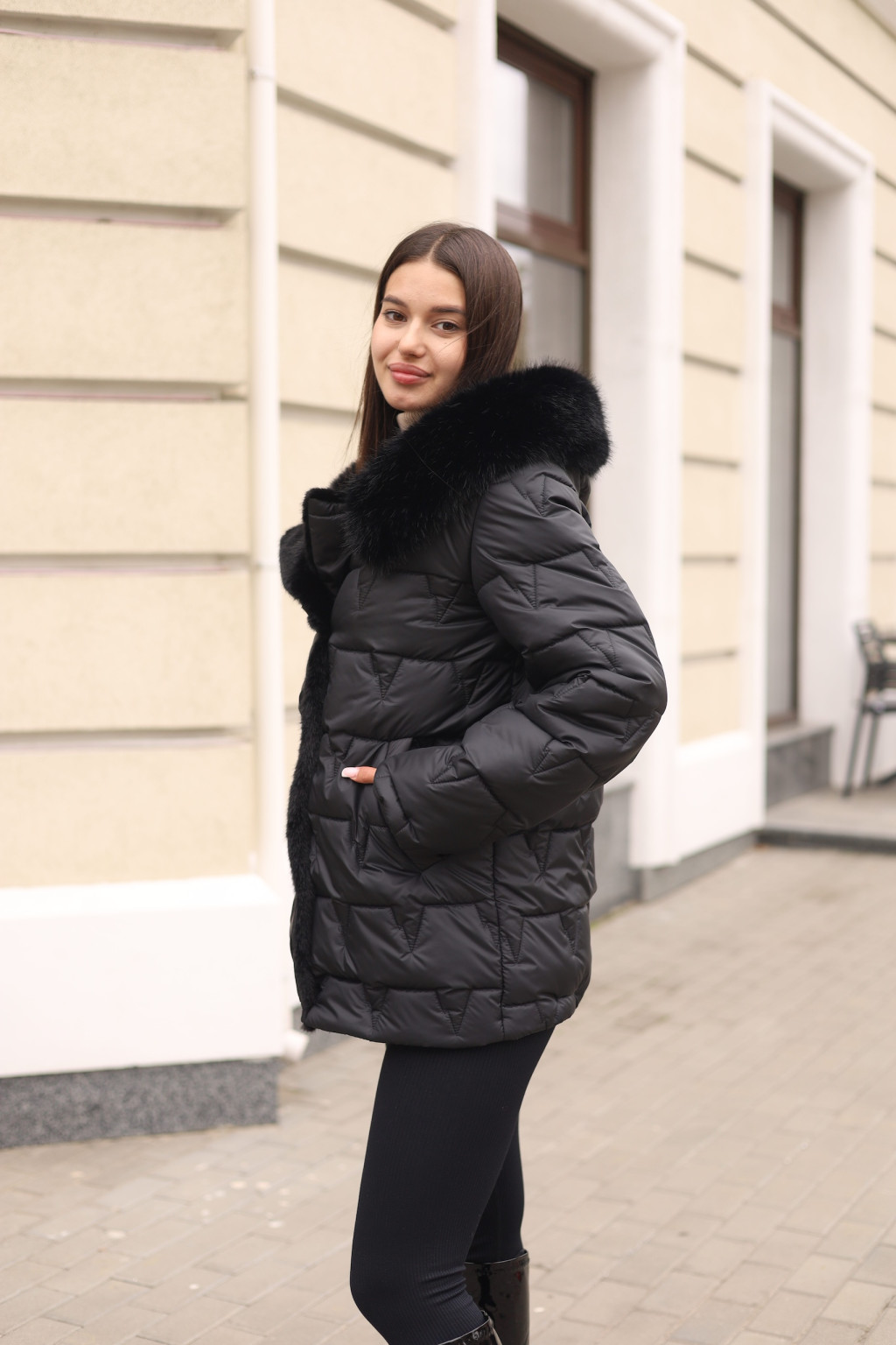 Зимняя куртка Mila Nova К-374 черный — изображение 5