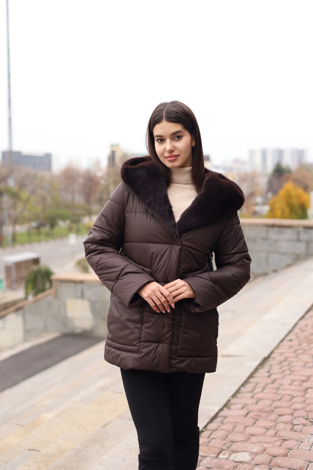 Зимняя куртка Mila Nova К-301 шоколад — изображение 3