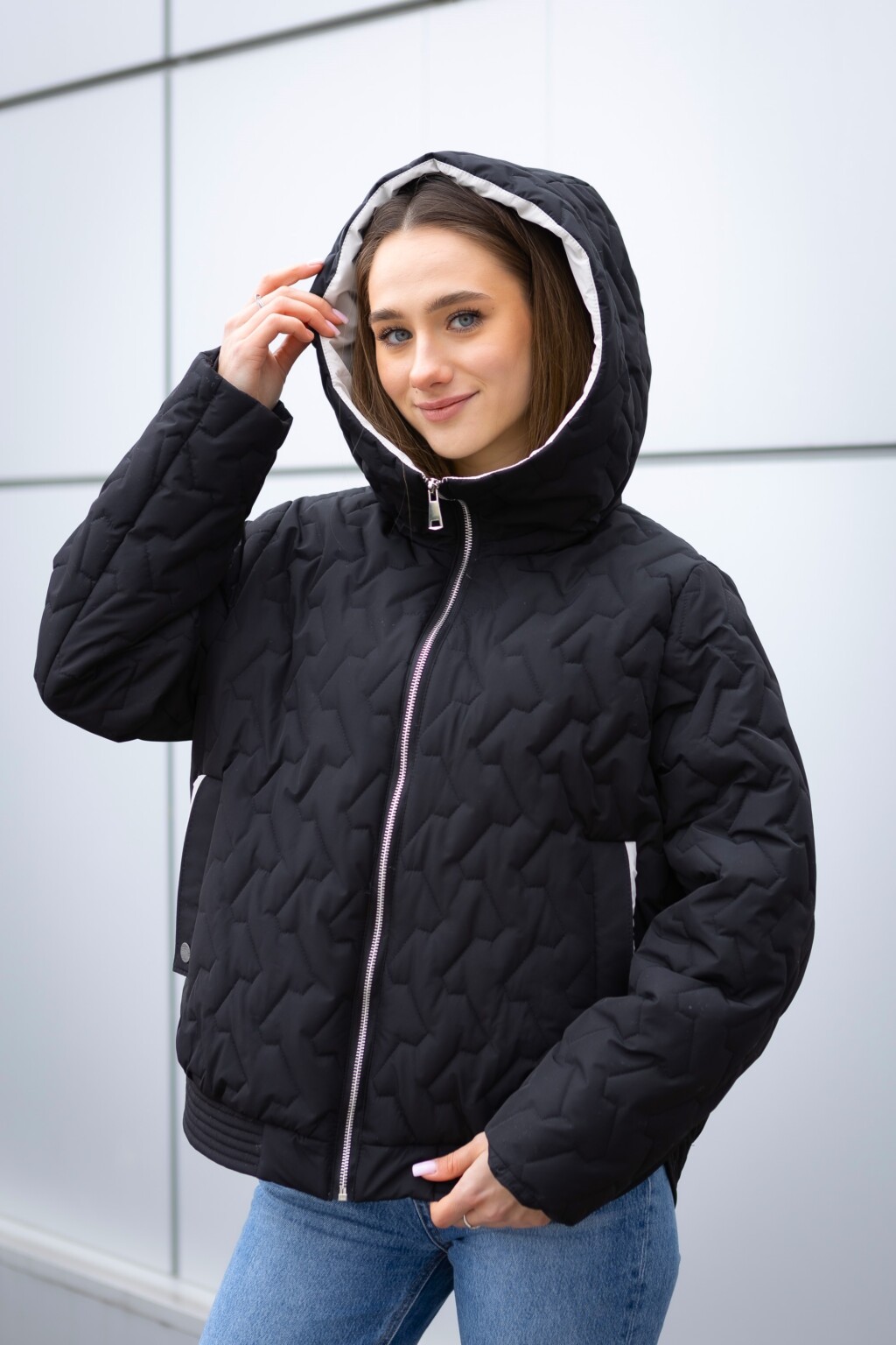 Демисезонная куртка Mila Nova К-315  черный+молоко — изображение 4