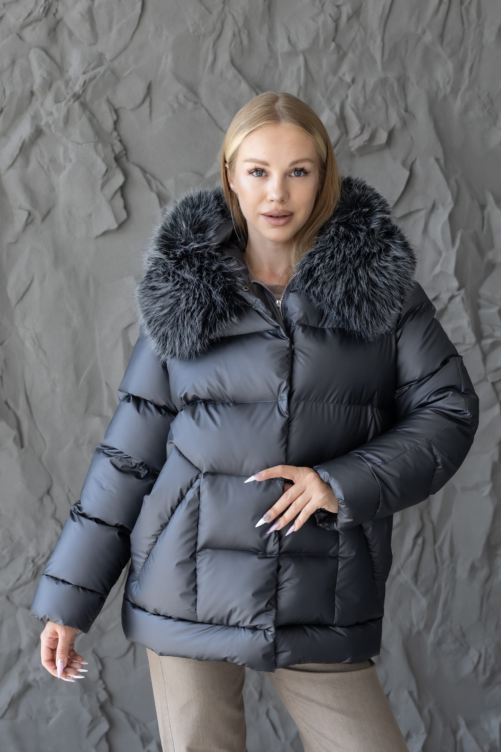 K-362grey1 Зимняя куртка Mila Nova К-362 графит — изображение 1