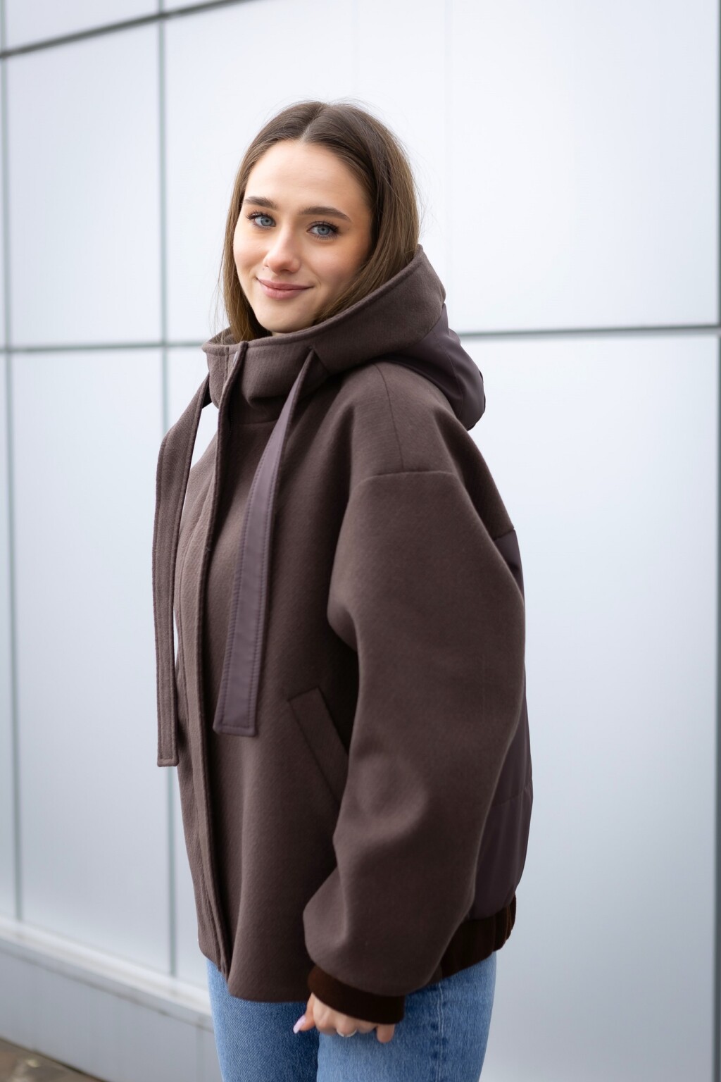 Демисезонный бомбер Mila Nova К-368 шоколад — изображение 2