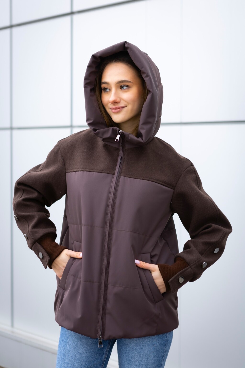 Демисезонная куртка Mila Nova К-379 шоколад — изображение 4