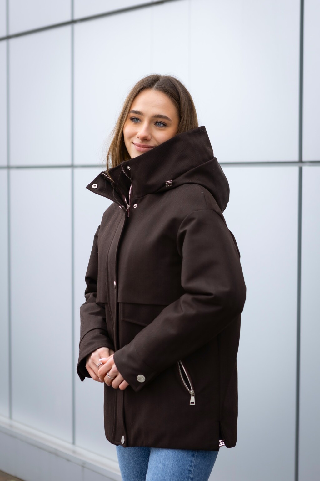 Демисезонная куртка Mila Nova К-381 шоколад — изображение 5