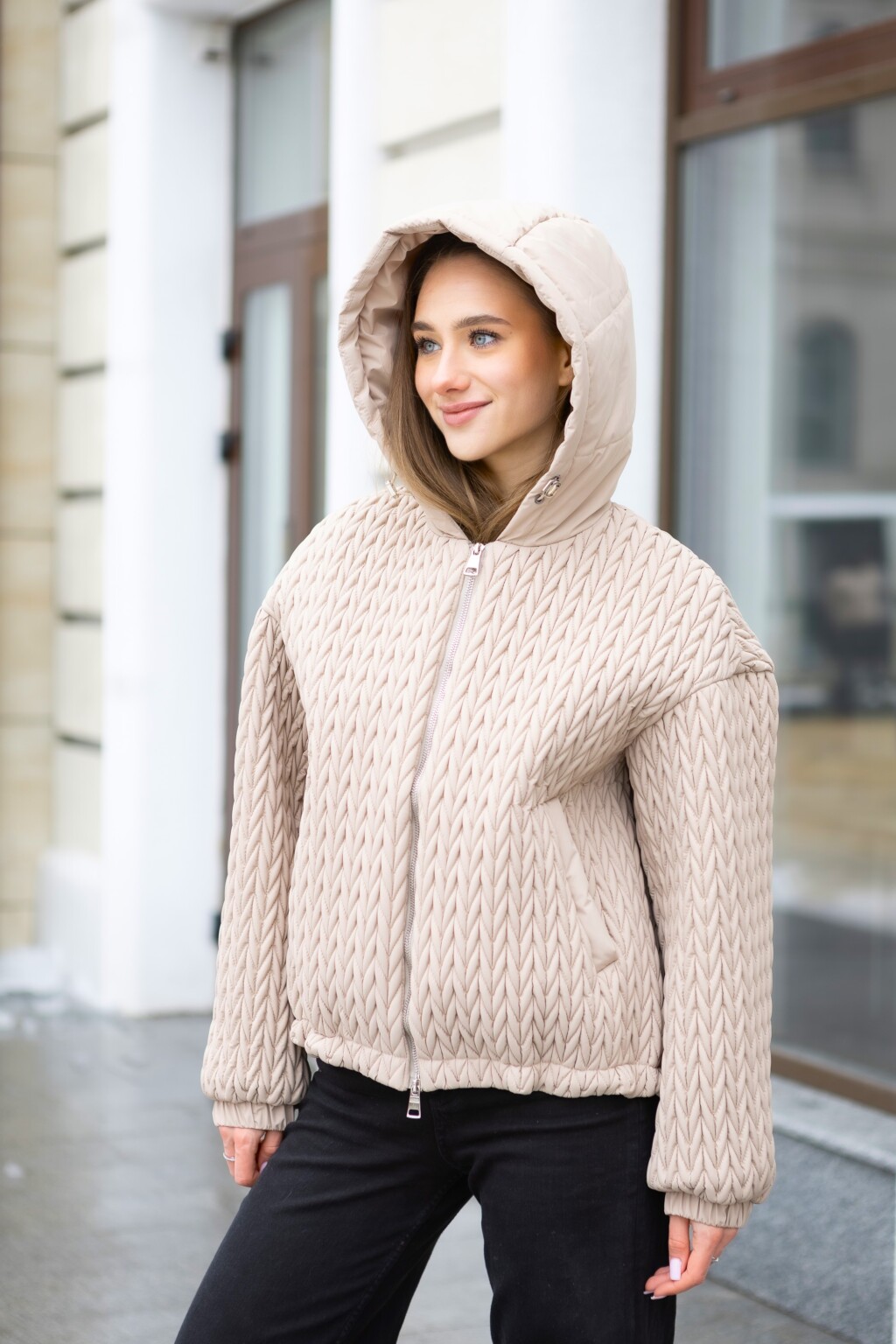 Демисезонная куртка Mila Nova К-391 кор бежевый — изображение 2