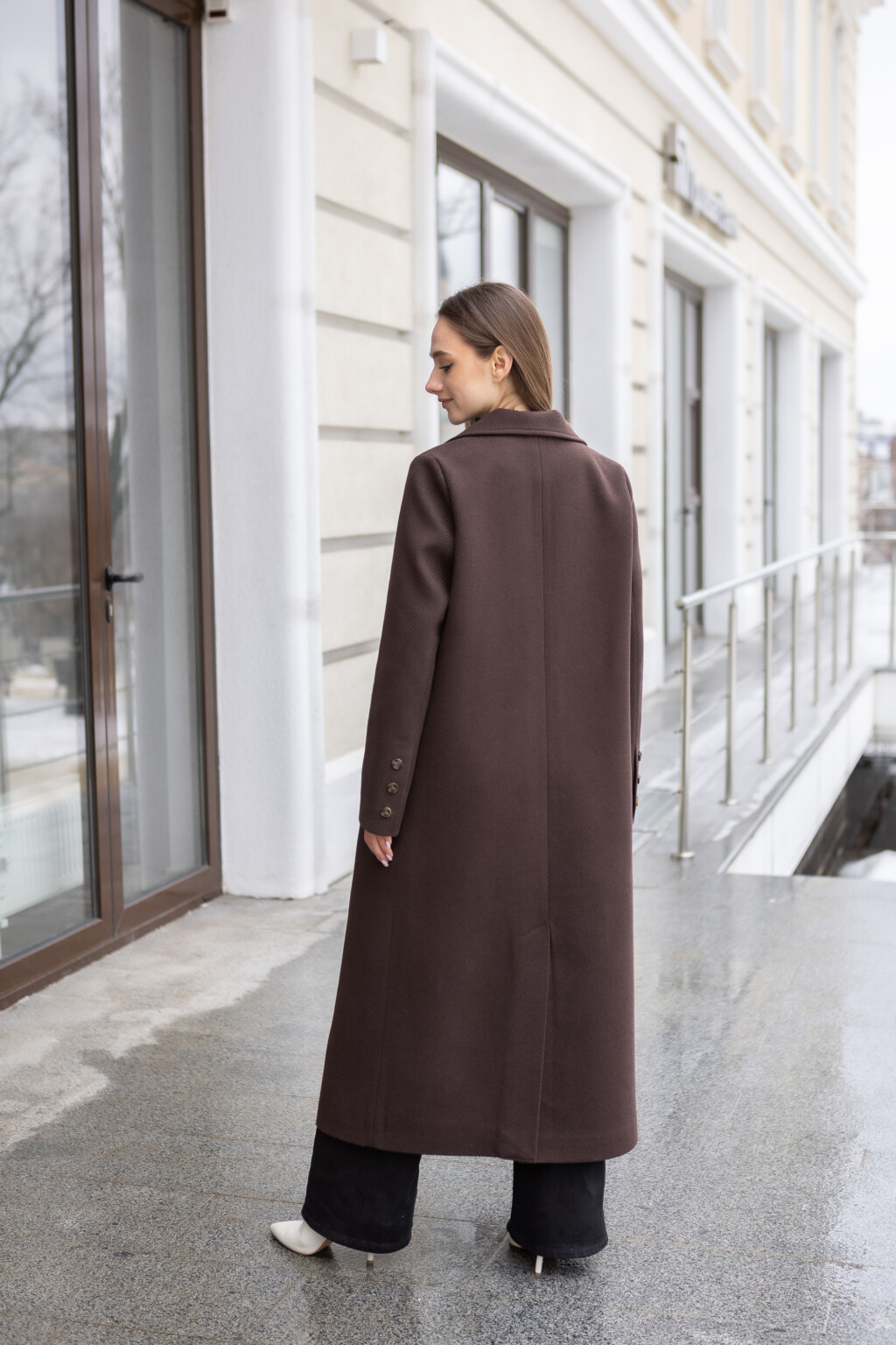 Демисезонное пальто Mila Nova ПВ-392в шоколад — изображение 3